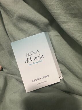 4/15 Giorgio Armani acqua di gioia sample